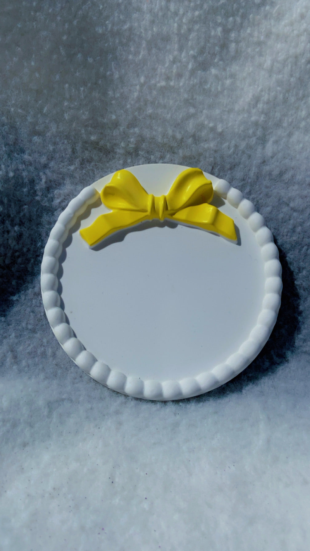 Round  Bow Resin Tray