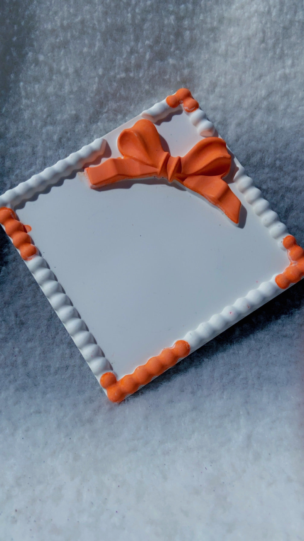 Square Bow Resin Tray
